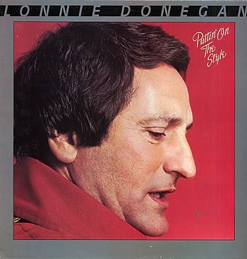 Lonnie Donegan – Puttin' On The Style